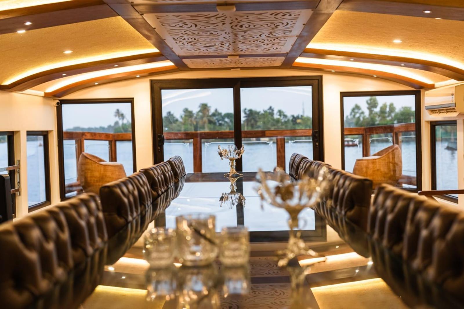 Hotel Cosy Premium Houseboats Alappuzha Exterior foto