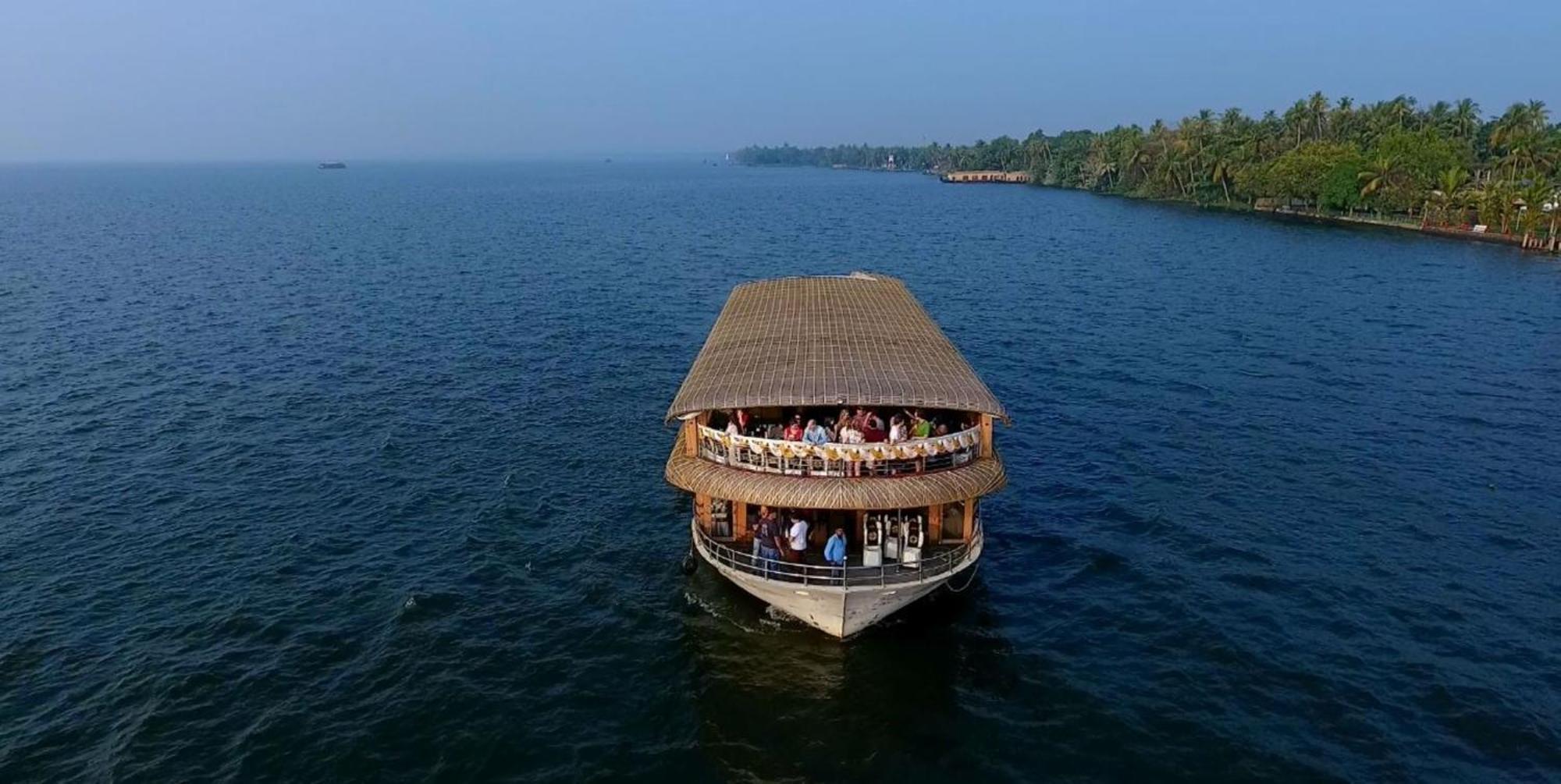 Hotel Cosy Premium Houseboats Alappuzha Exterior foto
