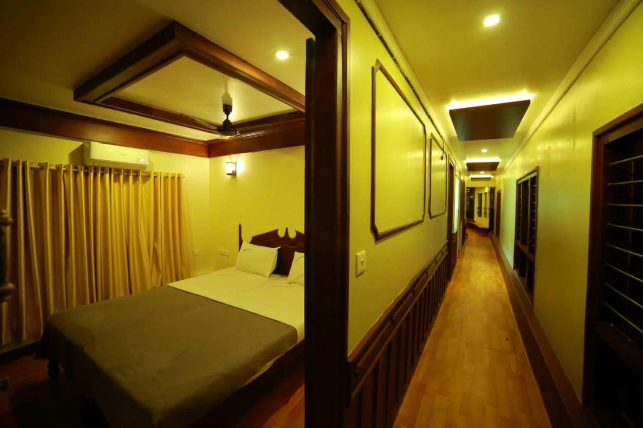 Hotel Cosy Premium Houseboats Alappuzha Exterior foto